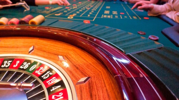 ¿Qué hace que un casino en vivo sea una gran experiencia?