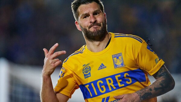 Reportera de deportes asegura que "Gignac es mam*n"