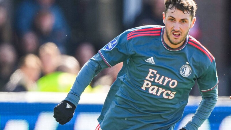 Santiago Giménez está a dos goles de hacer historia