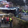 Volcadura de autobús en Edomex deja decenas de heridos