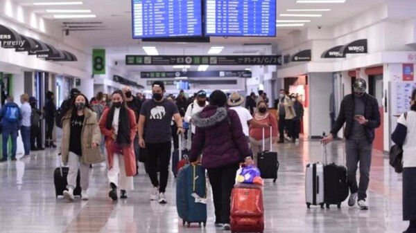 Registra moderado descenso en operaciones aeropuerto de Cancún