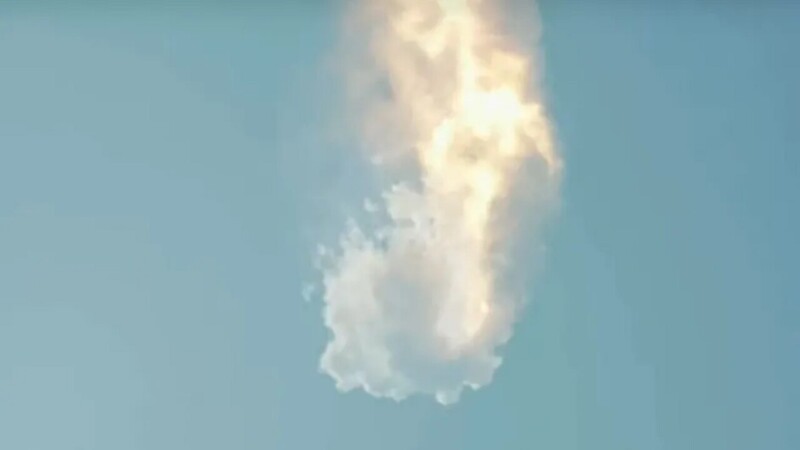Estalla cohete Starship de SpaceX tras despegar en Texas