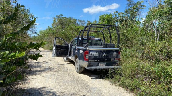Localizan cadáver maniatado en colonia irregular de Cancún