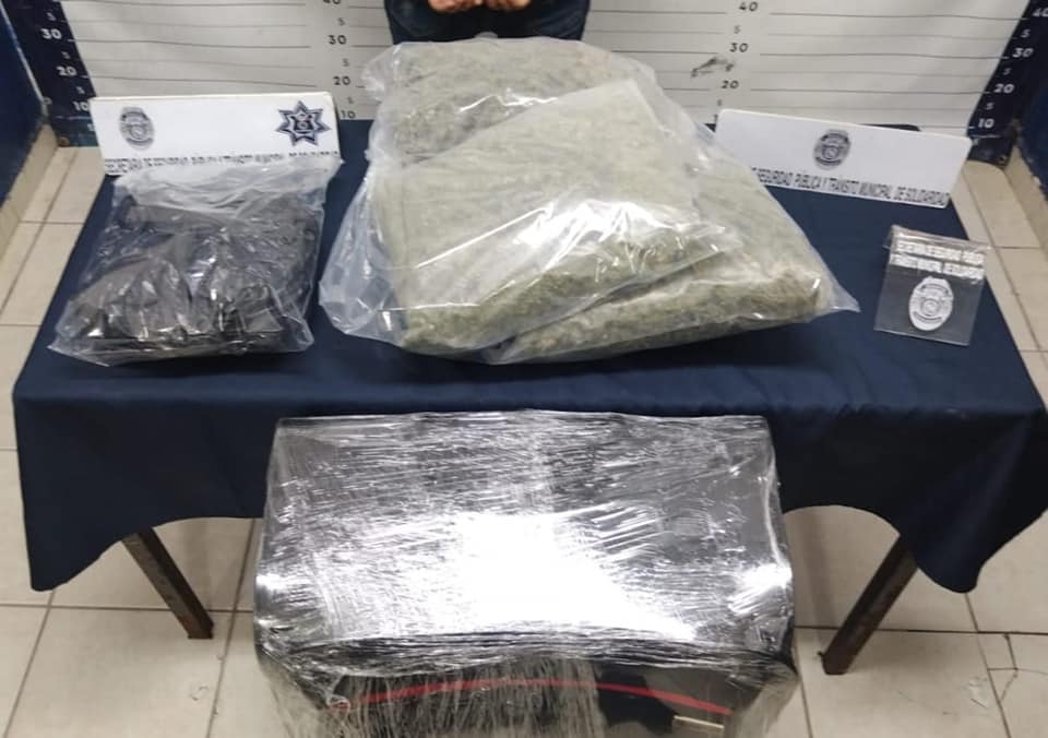 Continúan los decomisos de droga en el Centro de Playa del Carmen; se logró un importante aseguramiento de marihuana.