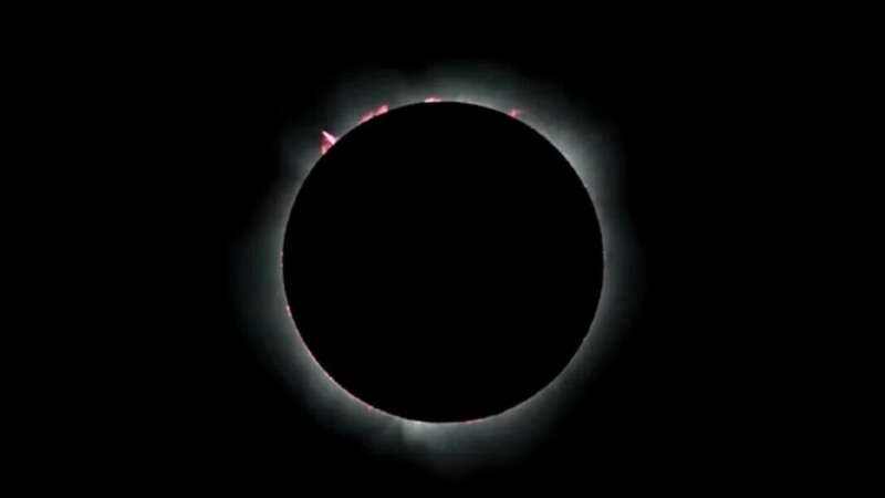 "Brilla" el eclipse solar híbrido sobre el cielo de Australia