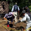 Localizan en Colima decenas de restos humanos en fosas clandestinas