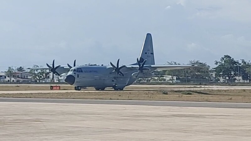 Llega a Chetumal el avión cazahuracanes de Estados Unidos (VIDEO).