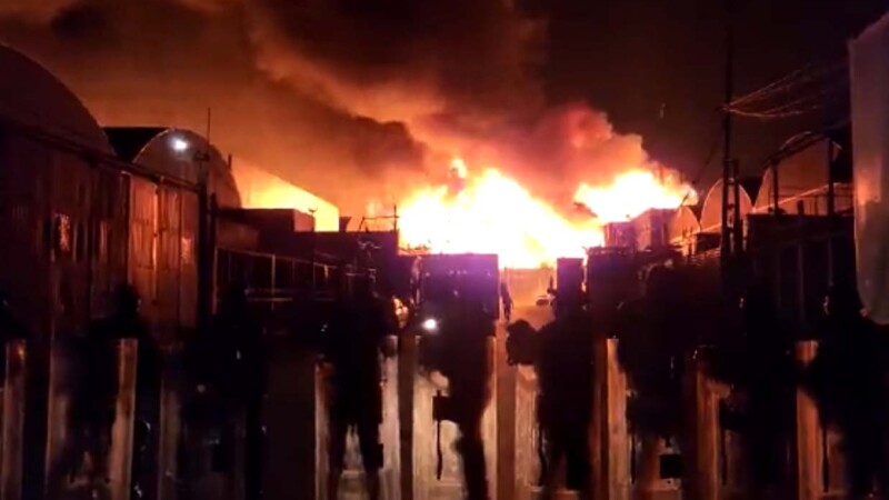 Arde la Central de Abastos en la CDMX