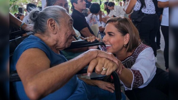 Adultos mayores prioridad del Gobierno de México y de Quintana Roo: Mara Lezama