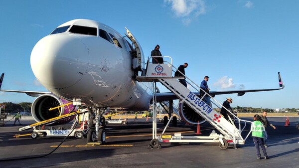 Anuncia Mara Lezama nueva ruta aérea Cancún-Quito
