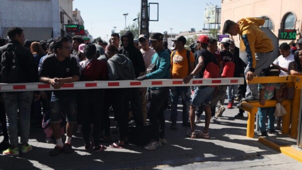 EU podría ayudar en atender causas de migración, pero no lo hace: AMLO