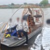 Rescatan a embarazada y a tres niños en el río Bravo.