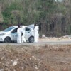 Ejecutan a un taxista de Playa del Carmen y lo abandonan en carretera.