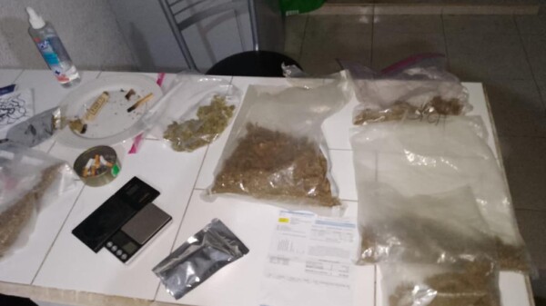 Decomisan droga en casa cateada en la Supermanzana 519 de Cancún.