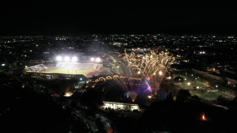 Tigres a rugir en su noche inaugural