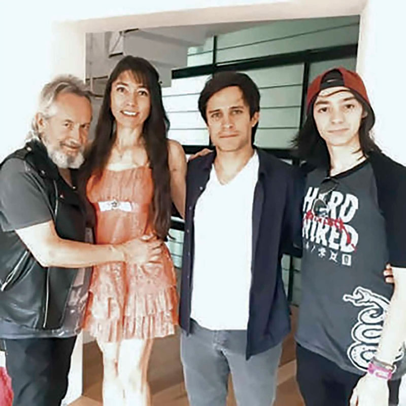 Bella de la Vega se hace millonaria vendiendo lencería usada