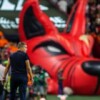 Afición de Xolos es suspendida tres juegos por violencia