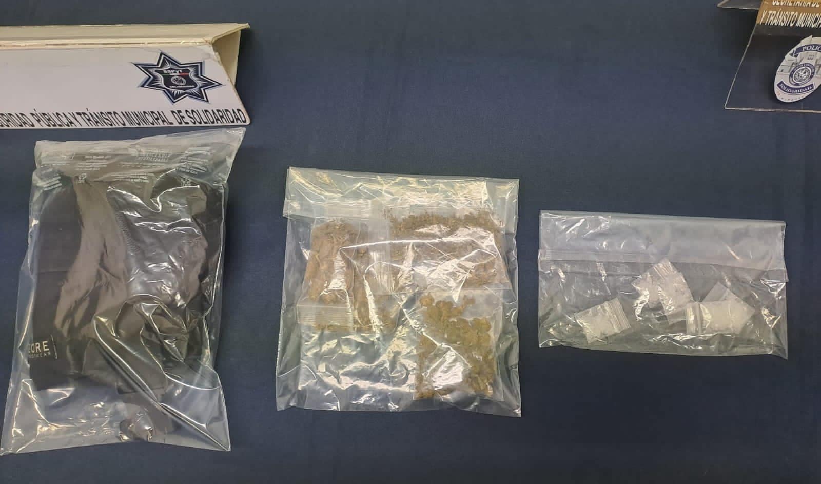 En Playa del Carmen detienen en operativos a cuatro narcomenudistas; se decomisaron varias dosis de diversos enervantes.