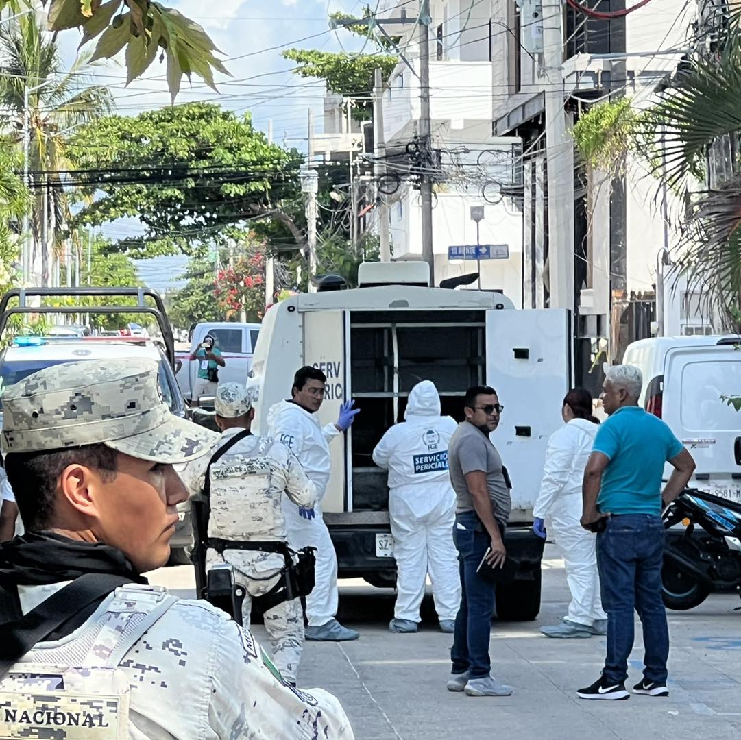 Ejecutan a italiana en una cafetería de Playa del Carmen; la mujer recibió un disparo en la cabeza cuando se encontraba en Sabrina 48.