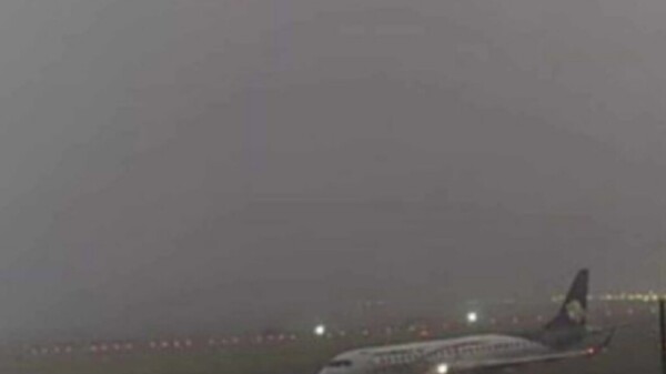 AICM y AIFA cierran operaciones por ceniza del Popocatépetl