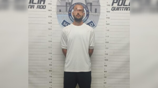 En Playa del Carmen detienen a un alemán con licencia de conducir falsa.