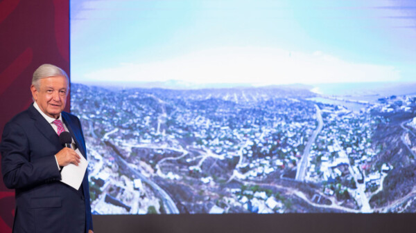 Destaca AMLO avances en proyecto del Tren Transístmico