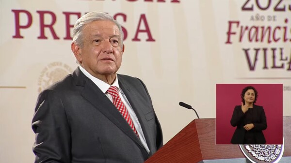 Ingresos de nueve secretarios superaron los de AMLO en 2022