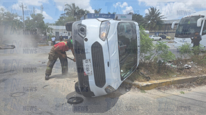 Imprudencia y alta velocidad provoca carambola de autos
