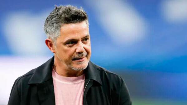 Alejandro Sanz reaparece agradeciendo apoyo tras mensaje preocupante