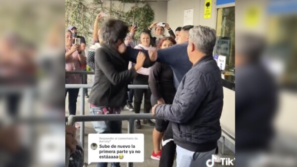 Se arma la "bronca" en fila para boletos de Luis Miguel