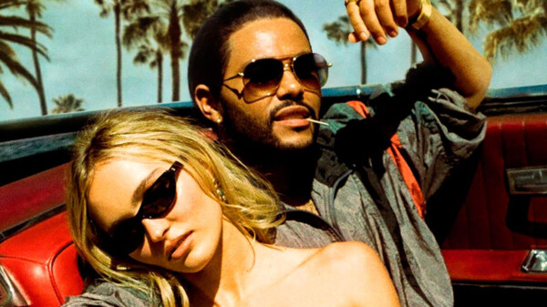 Critican a hija de Johnny Depp por desnudarse excesivamente en serie