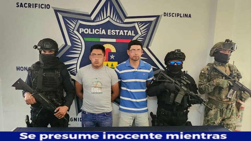 Detienen a dos narcomenudistas en la colonia Veleta de Tulum.