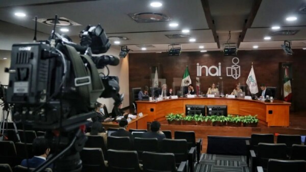Juez ordena al Senado nombrar a tres comisionados del INAI