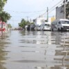 Lluvia desquicia a Cancún y causan severas inundaciones