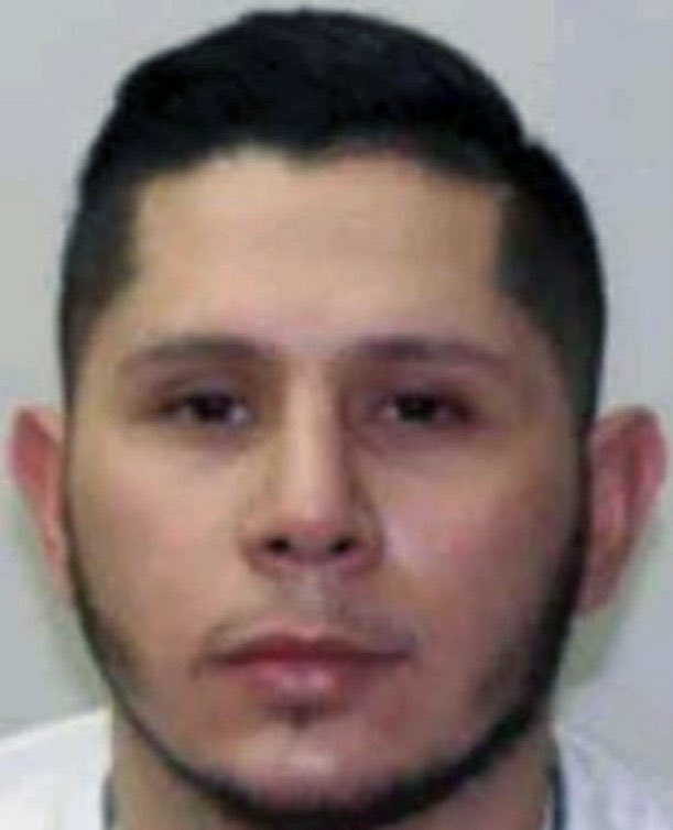 Confirman la detención de Hugo Armando Salinas Cortinas alias “La Cabra”, jefe de plaza del CDG en Tamaulipas, y uno de los principales generadores de violencia, ya fue trasladado a la CDMX. 