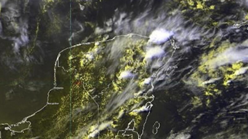 Acechan lluvias y tormenta eléctrica a cancún