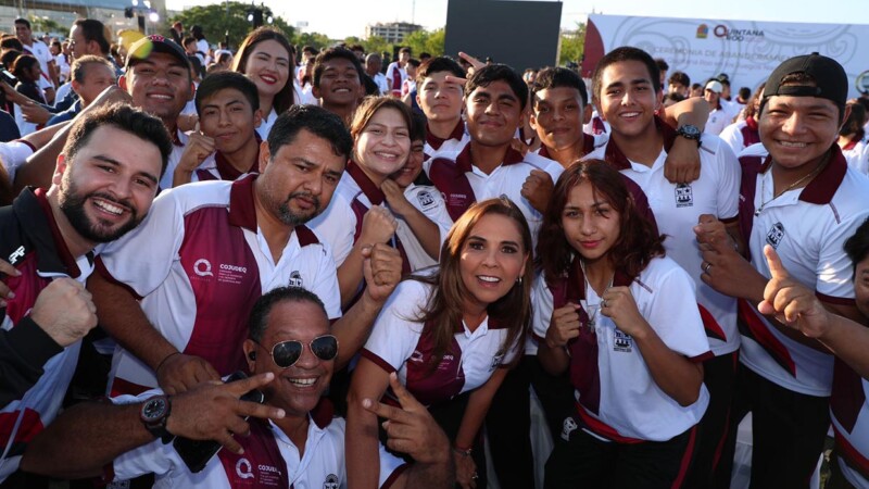 Abandera Mara Lezama a la delegación que competirá en los Nacionales CONADE 2023