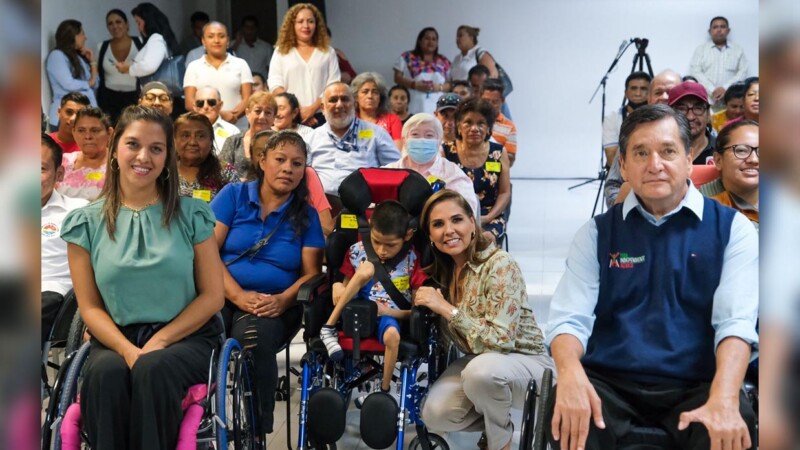 Mara Lezama entrega sillas de ruedas y apoyos funcionales