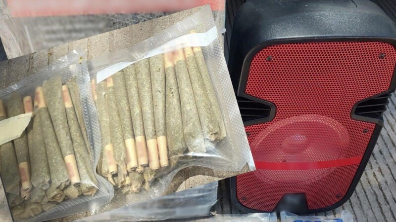 Incautan bocina repleta de mariguana en empresa de paquetería