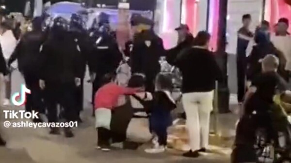 Agreden policías de la CDMX a vendedora ambulante 