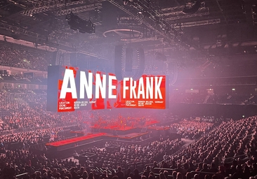 Por usar atuendo estilo nazi, Roger Waters es investigado en Berlín