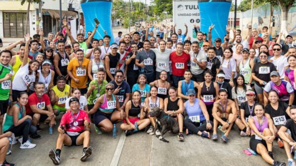 Diego Castañón encabeza exitosa carrera conmemorativa al XV aniversario de Tulum