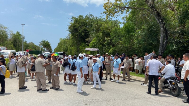Protestan empleados del hotel Moon Palace Resorts por las pírricas utilidades que recibieron
