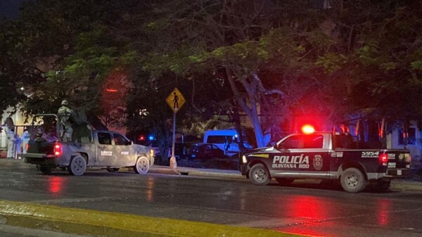 Abandonan tres cabezas humanas frente a Guarnición Militar de Cancún