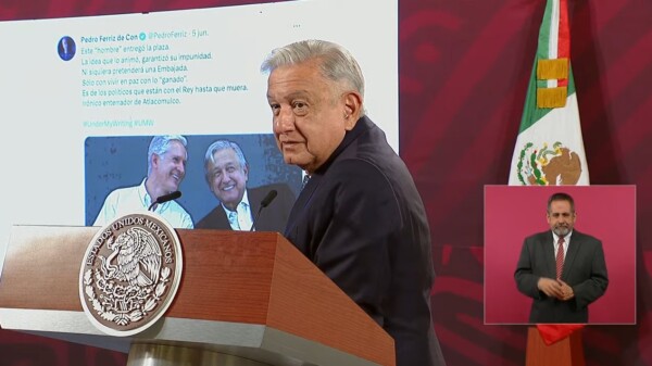 “Kafkiano” reclamo a Del Mazo por no optar por el fraude: AMLO