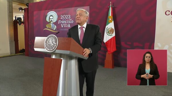 Con Xóchitl Gálvez, “nos reservamos el derecho de admisión”: AMLO