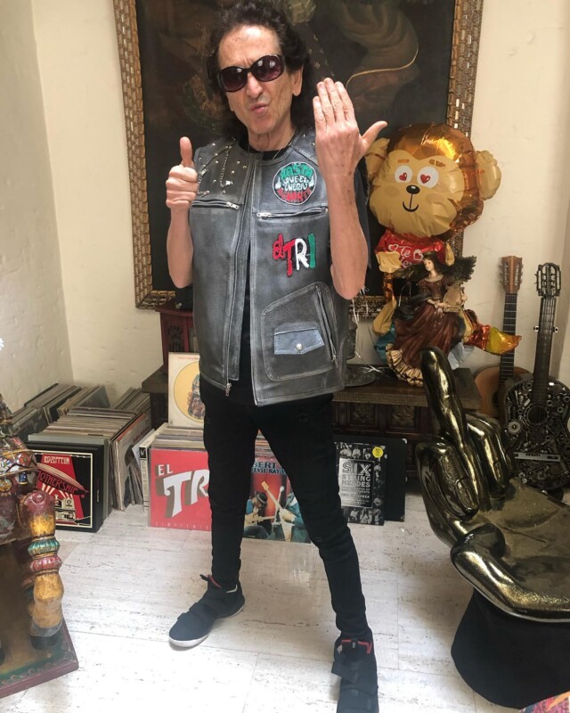 Alex Lora quiere hacer dueto con Peso Pluma para ver quién canta más feo