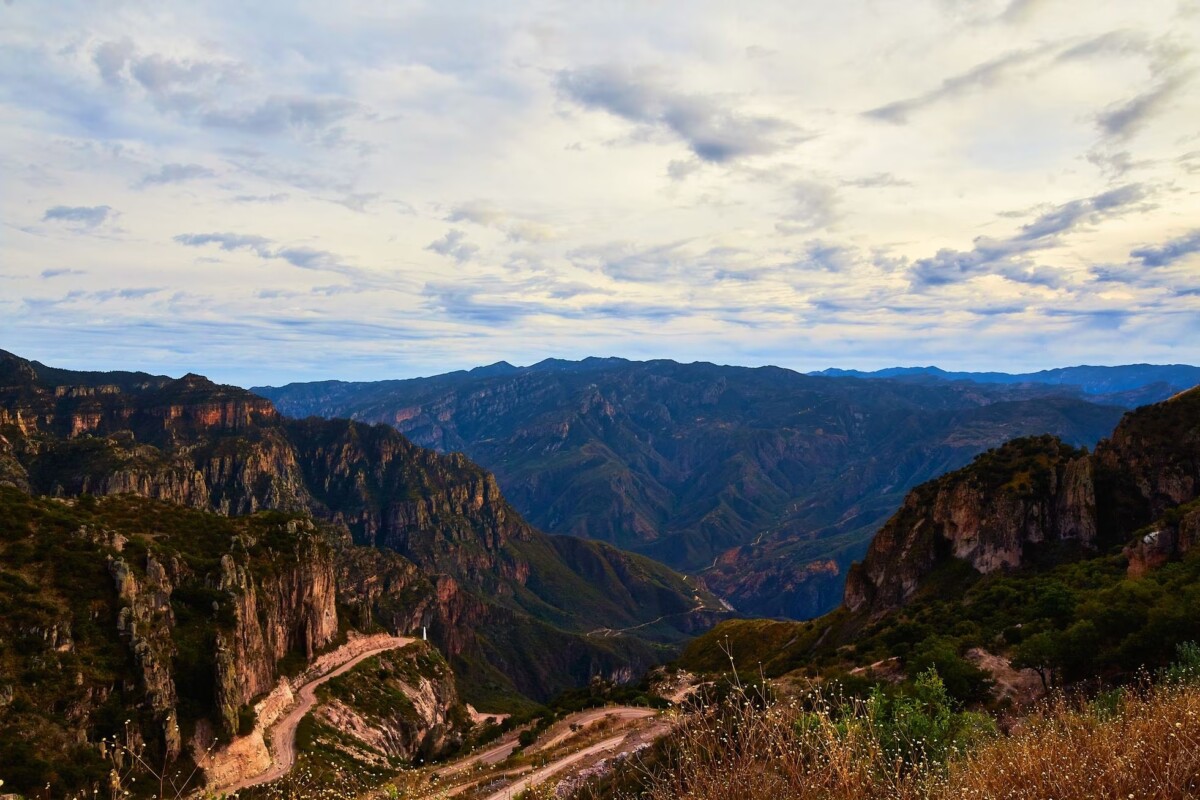 Una vista de las Barrancas del Cobre desde Guachochi, nuevo Pueblo Mágico en Chihuahua.ALEX BORDERLINE (GETTY IMAGES/ISTOCKPHOTO)