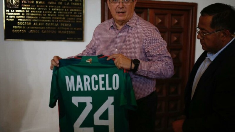 Aportaciones de $5 mil como tope máximo, propuesta de Ebrard