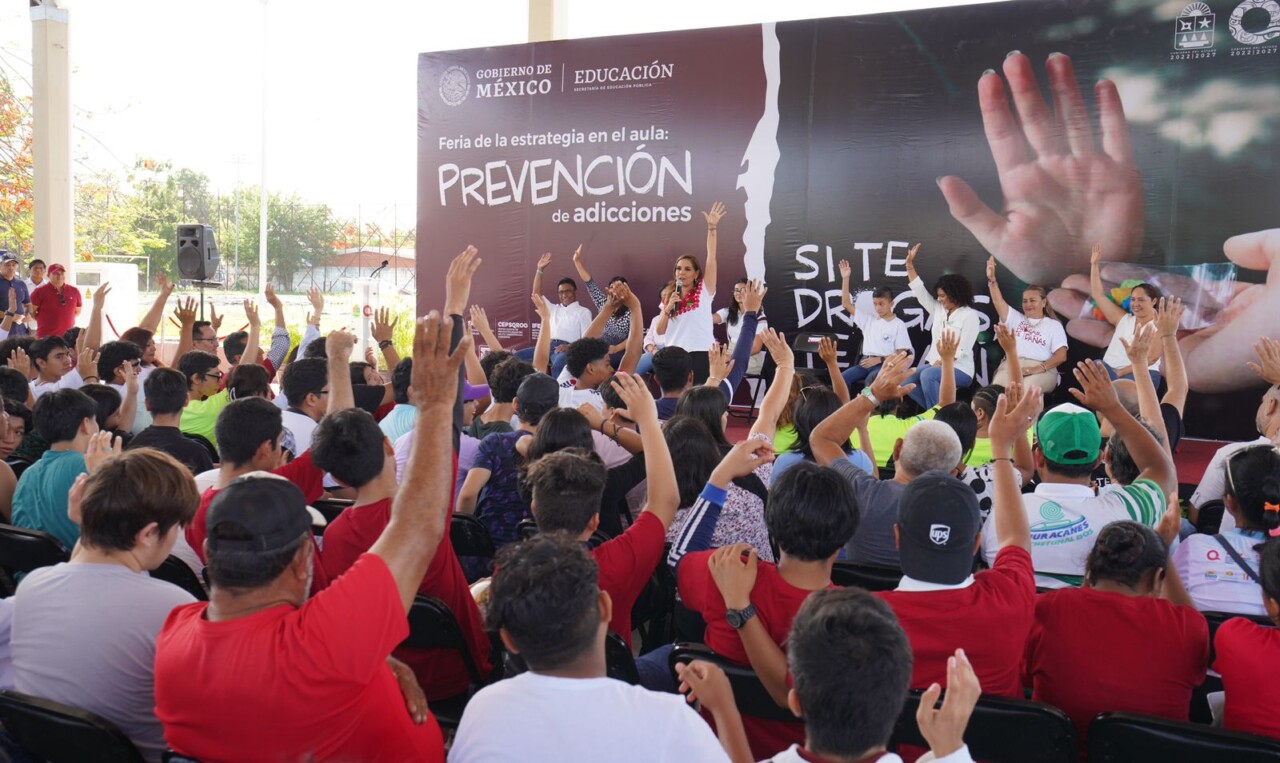 En Quintana Roo trabajamos unidos para cuidar a la juventud: Mara Lezama